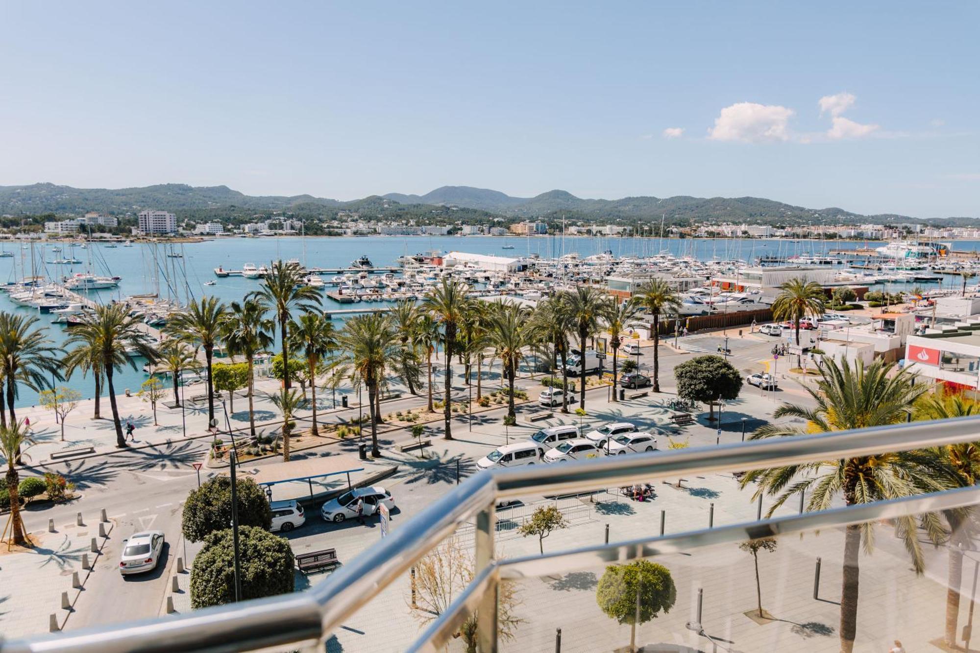 Hotel Sa Clau By Mambo Sant Antoni de Portmany Esterno foto
