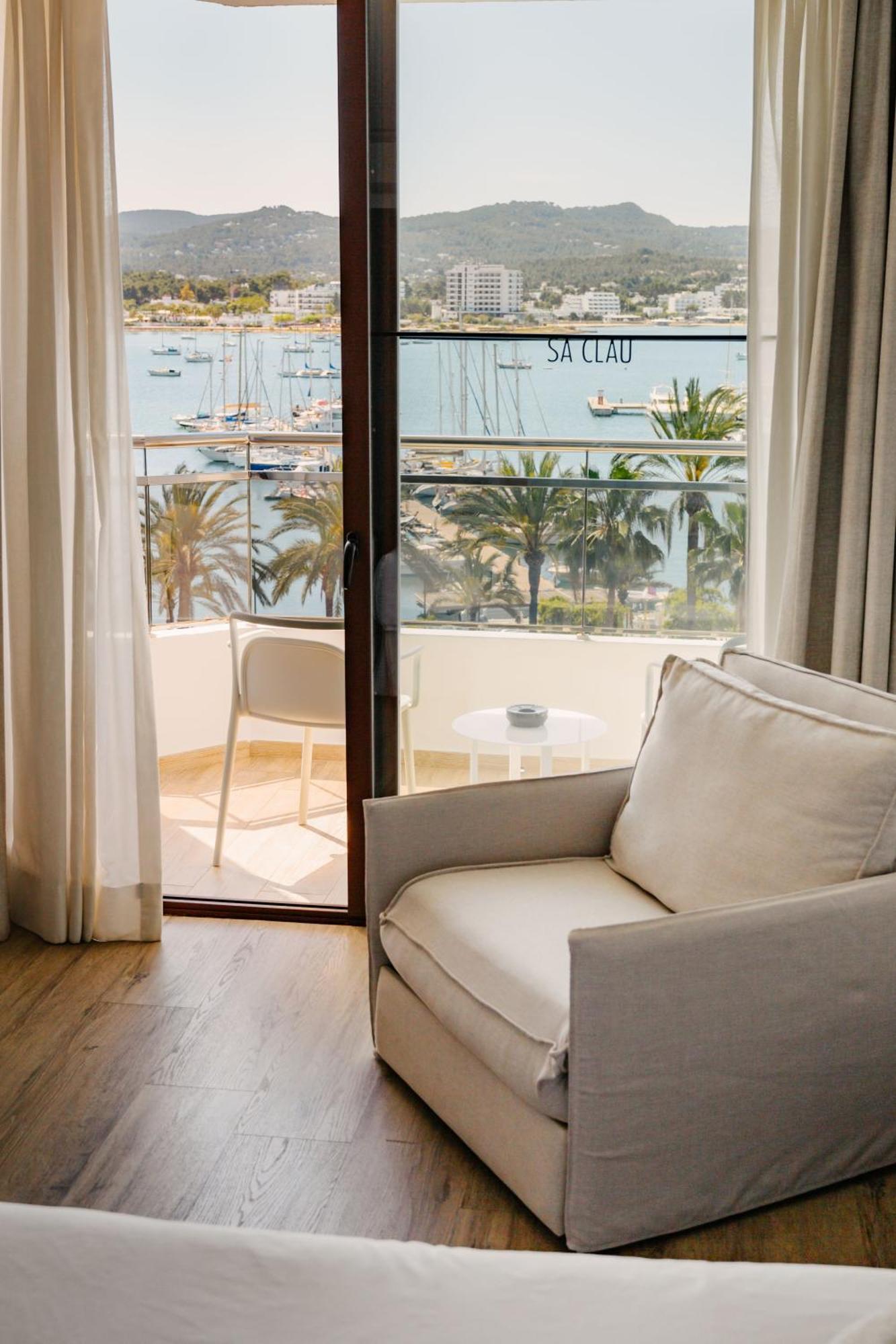 Hotel Sa Clau By Mambo Sant Antoni de Portmany Esterno foto