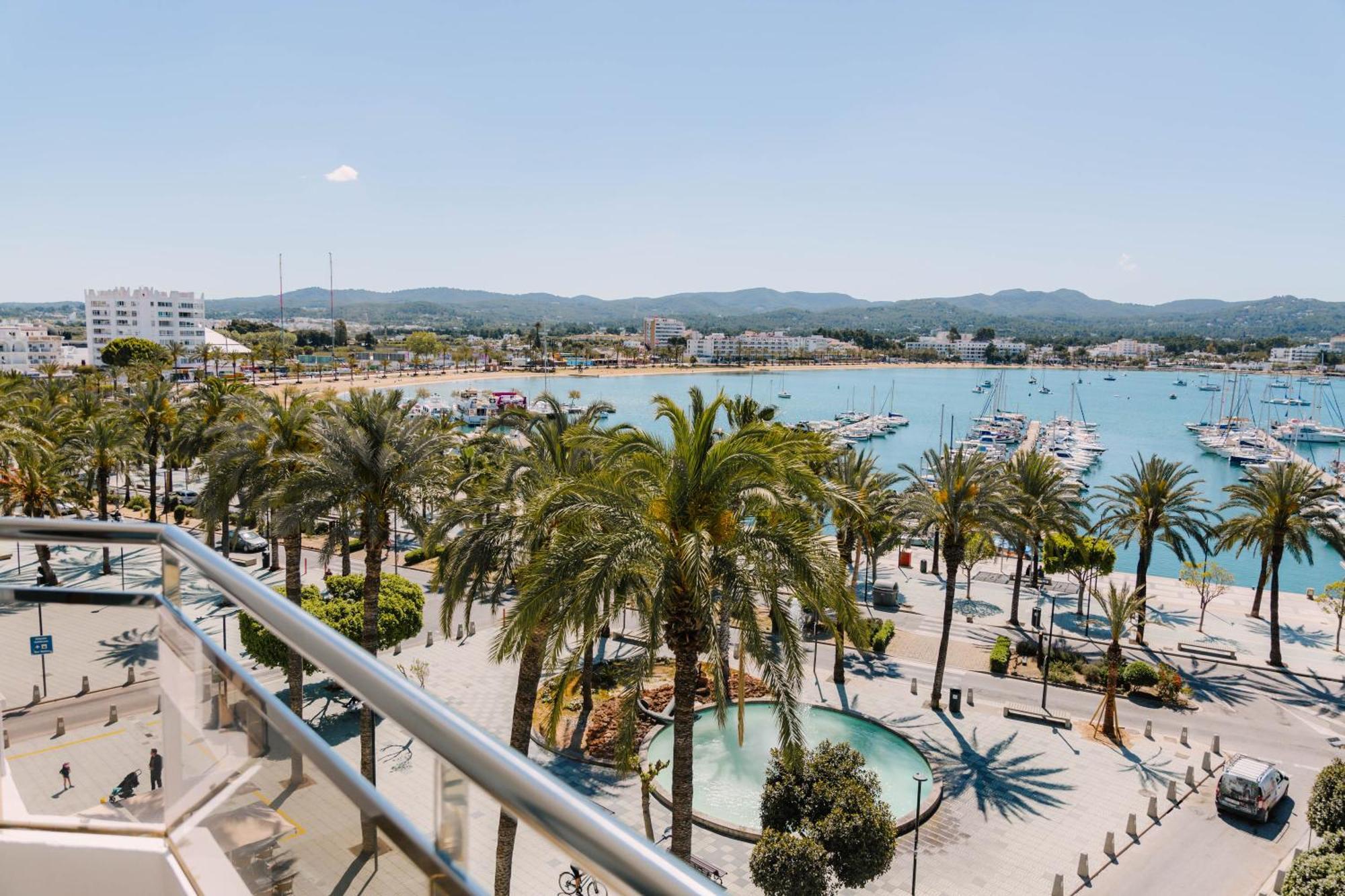 Hotel Sa Clau By Mambo Sant Antoni de Portmany Esterno foto